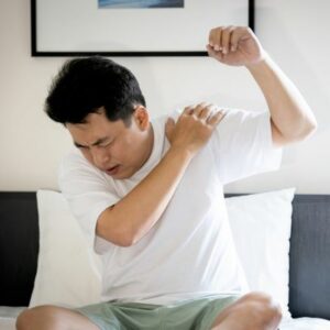 Shoulder Pain Doctor in Midtown